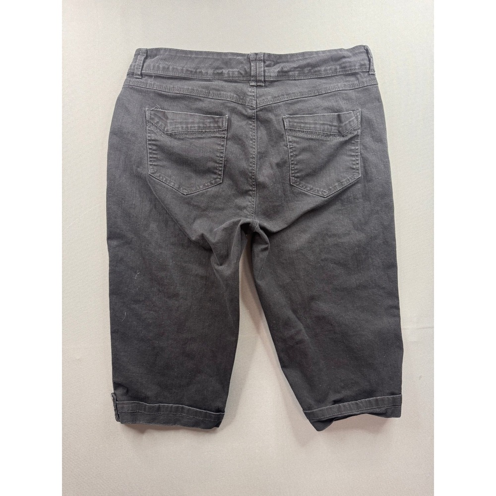 Gloria Vanderbilt Womens Skimmer Black Denim Shorts Cuffed Knee Length Size 12 - Picture 4 of 10